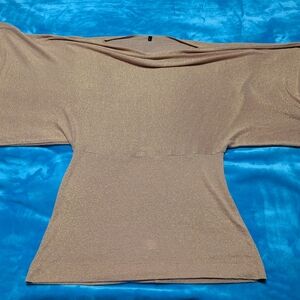 ✨ Pink & Gold Metallic Kimono Sleeve Top ✨